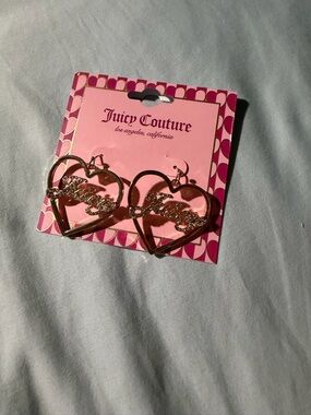 🌧️Juicy Couture Gold Heart Hoop Earrings with Pink Cardback